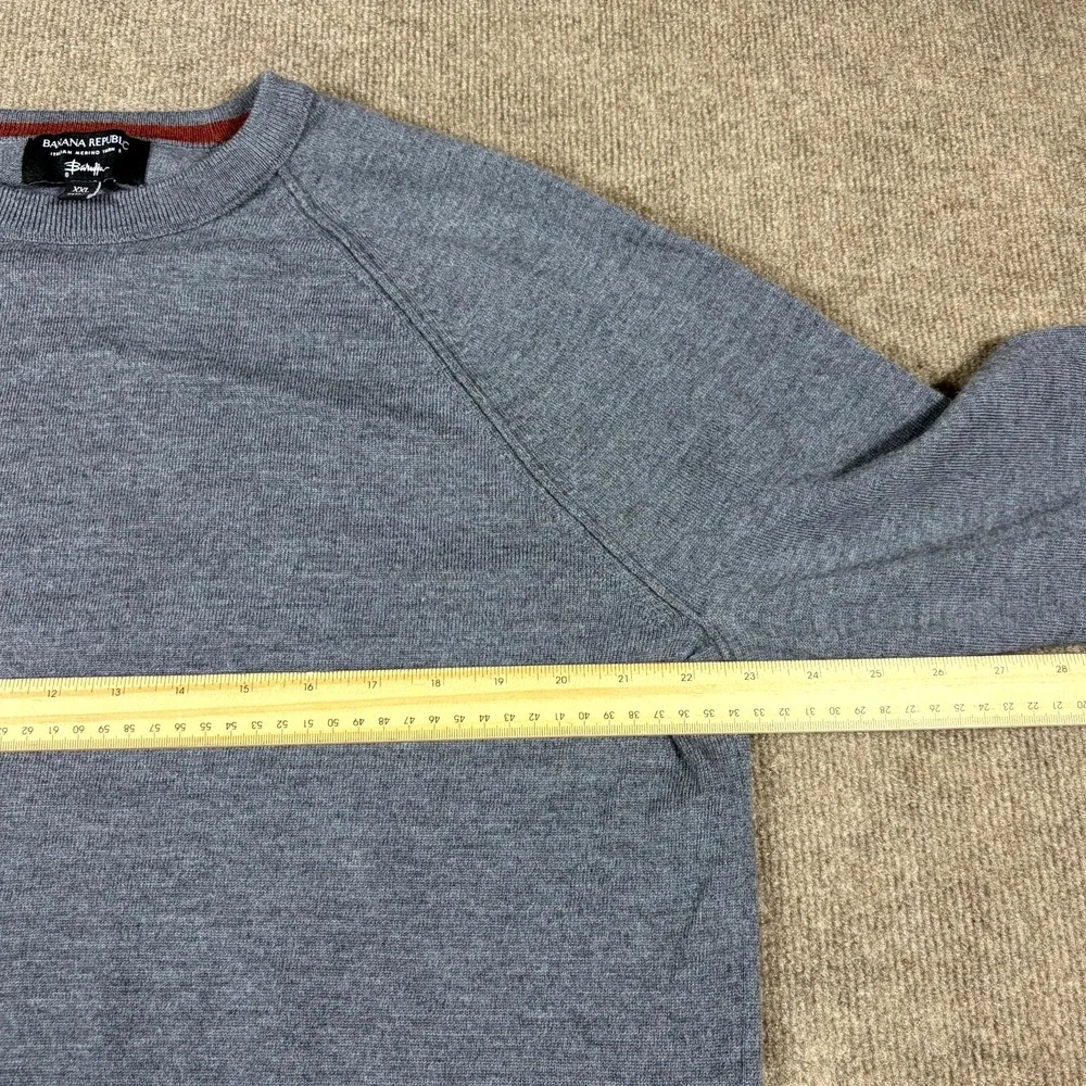 Banana Republic small holes